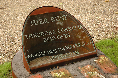 Grafmonument van de Kunsteboer